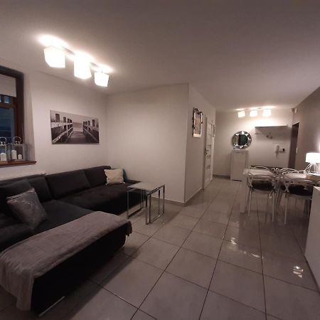 Apartamenty Aleksandry Apartament Przy Parku Świnoujście Esterno foto