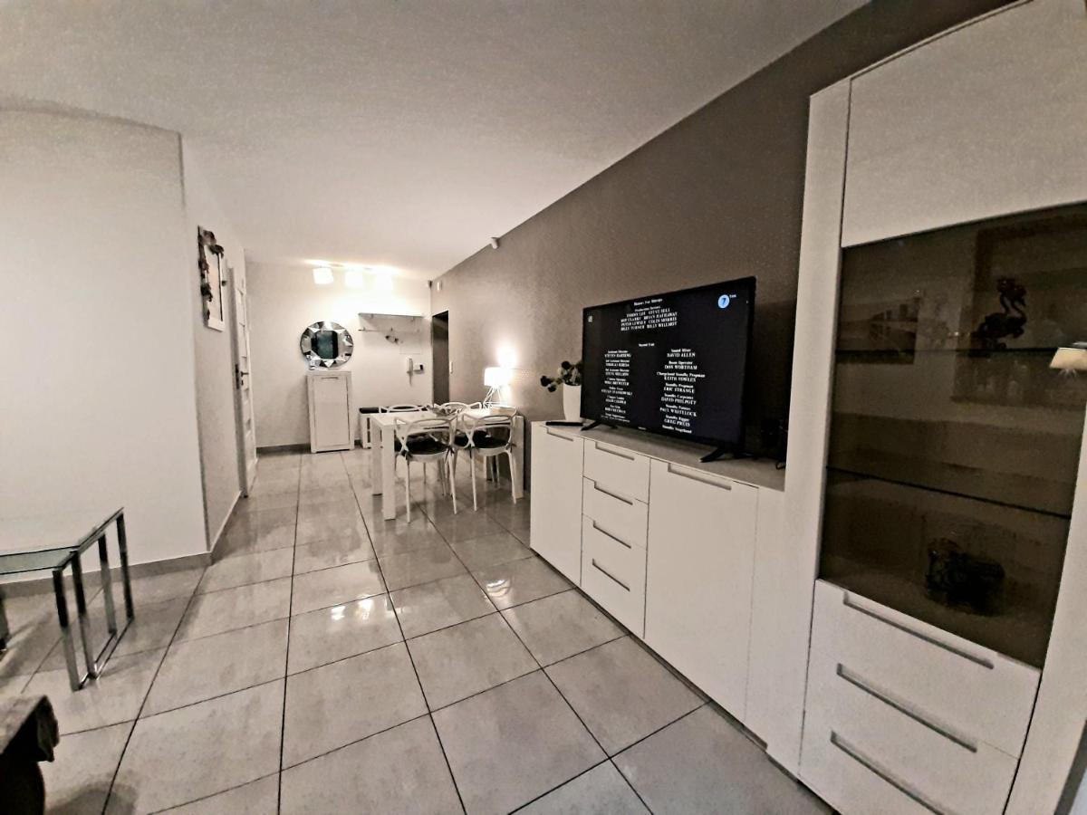 Apartamenty Aleksandry Apartament Przy Parku Świnoujście Esterno foto