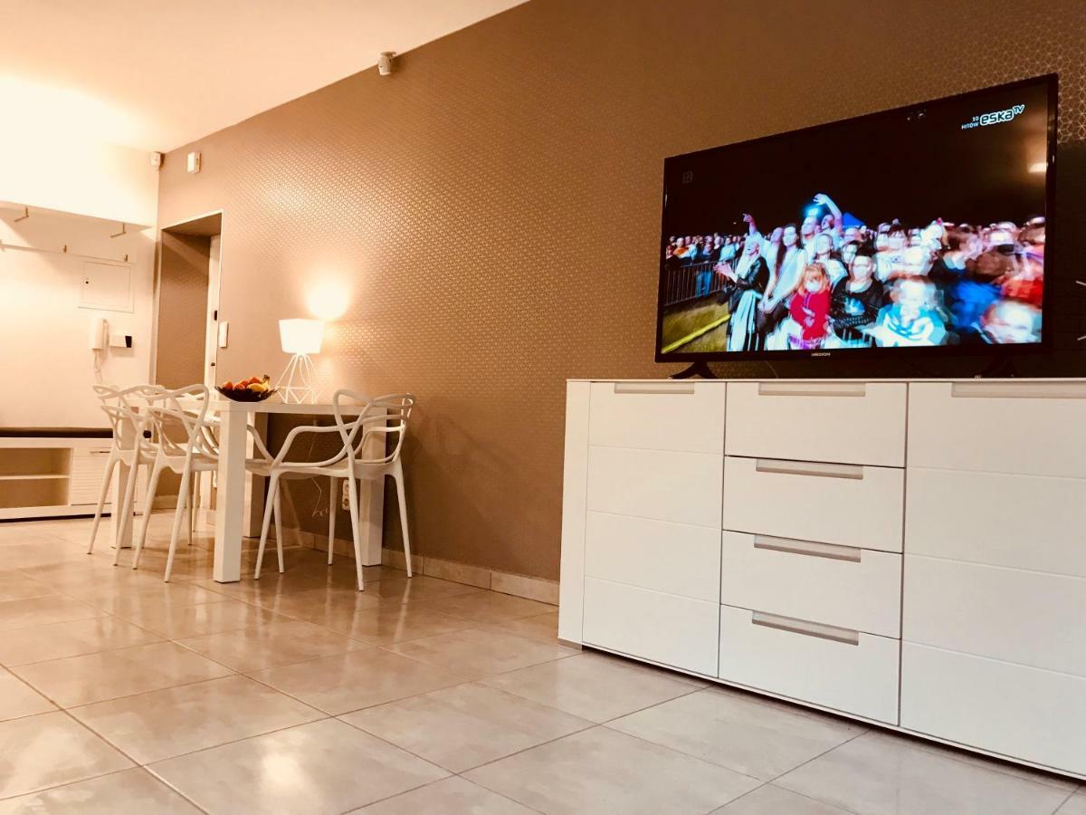 Apartamenty Aleksandry Apartament Przy Parku Świnoujście Esterno foto