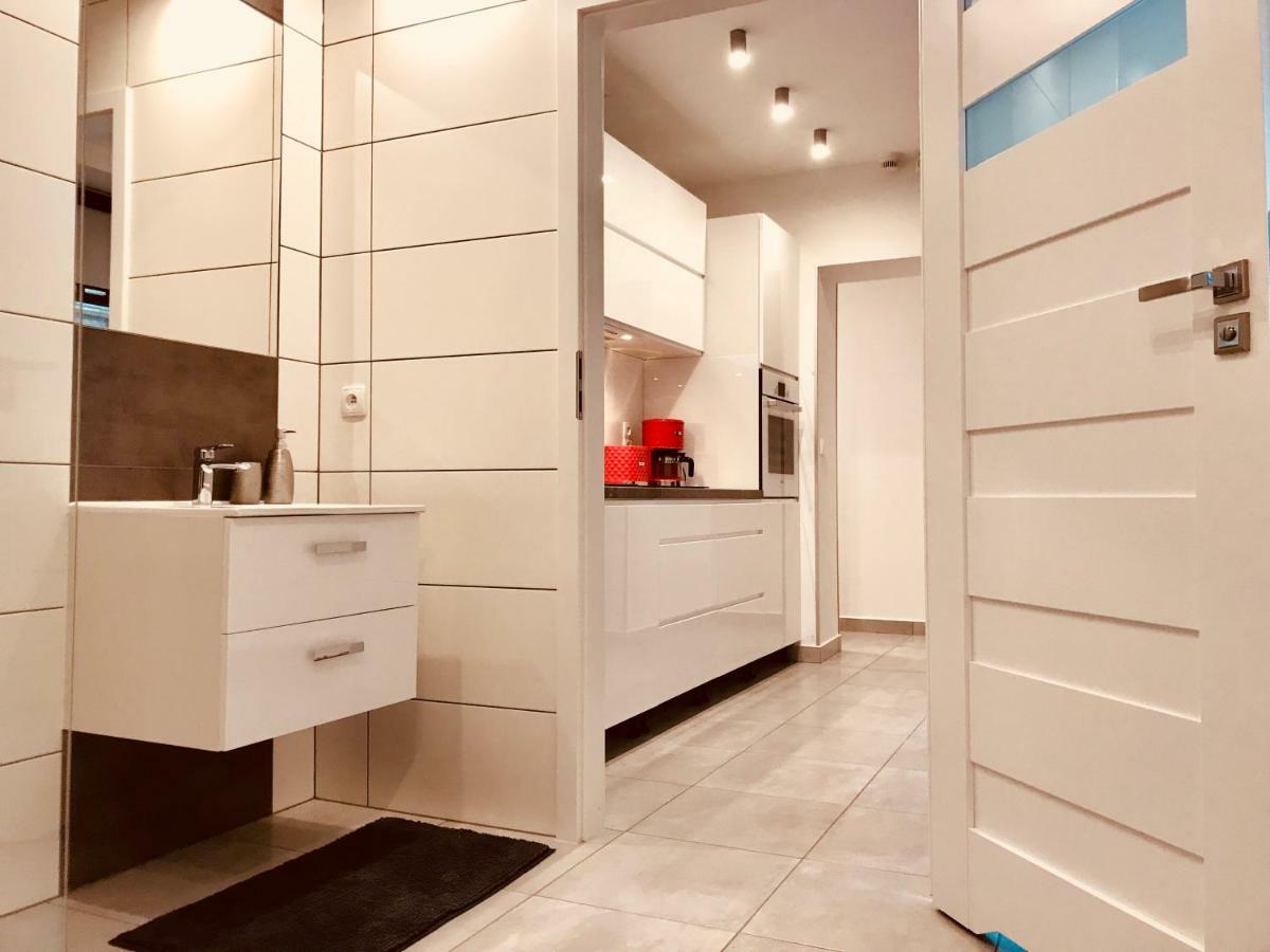 Apartamenty Aleksandry Apartament Przy Parku Świnoujście Esterno foto